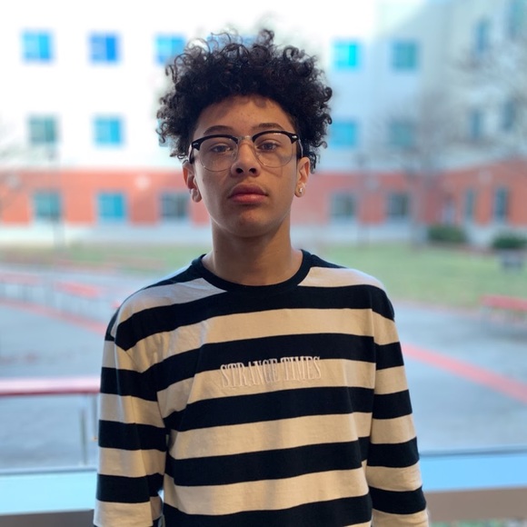 Meet your Posher, Xavier - Picture 1 of 1